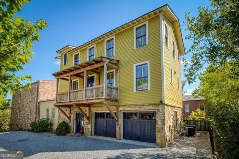 49 Sloan St, Roswell, GA 30075