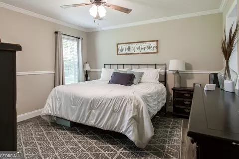 Bedroom - 2702 Ware St, Blackshear, GA 31516 photo 2 of 4