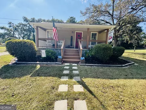 282 Wilcox Rd, Lagrange, GA 30241