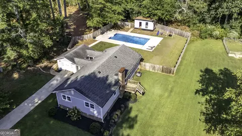 112 Bartlett Cir, Bowdon, GA 30108