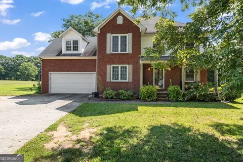 121 Wynn Dr, Hampton, GA 30228