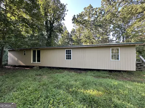 356 Brittany Hbr S, Lavonia, GA 30553
