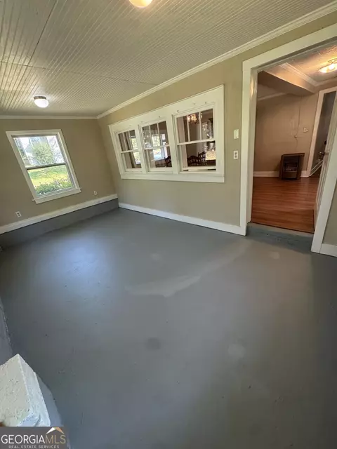Exterior - 812 Elm St, Lagrange, GA 30240 photo 2 of 3