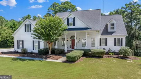 3531 Haddon Hall Dr, Buford, GA 30519