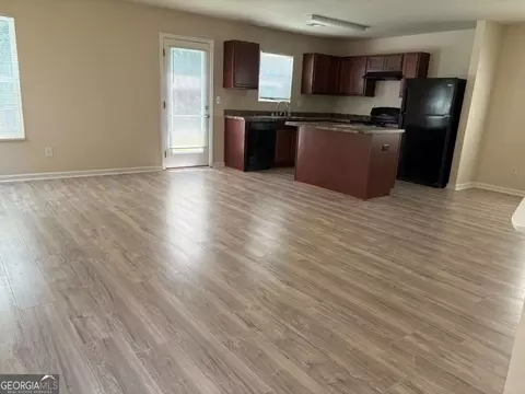 Living - 11224 Aliyah Dr, Hampton, GA 30228 photo 1 of 3