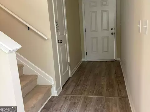 Entry Way - 11224 Aliyah Dr, Hampton, GA 30228 photo 2 of 13