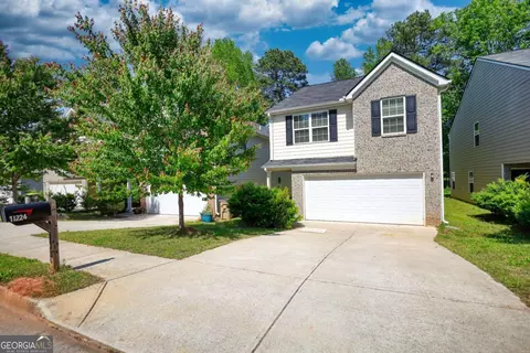 Exterior - 11224 Aliyah Dr, Hampton, GA 30228 photo 5 of 8
