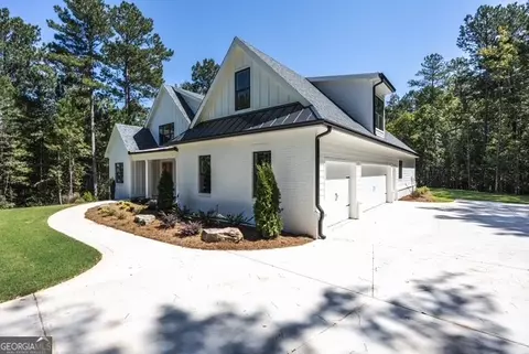 100 Piedmont Cir, Forsyth, GA 31029