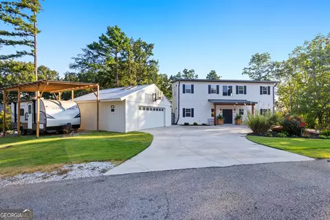 929 Crescent Dr, Toccoa, GA 30577