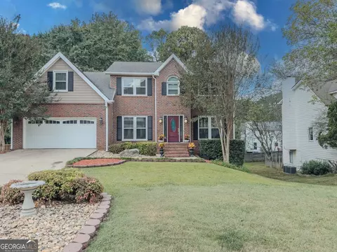411 Hunters Glen Ct, Lawrenceville, GA 30044