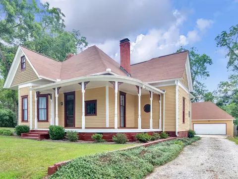 32 Peeksville Rd, Locust Grove, GA 30248