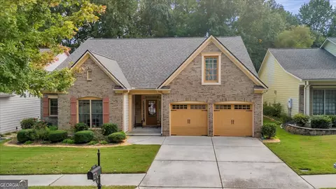 1824 Willoughby Dr, Buford, GA 30519