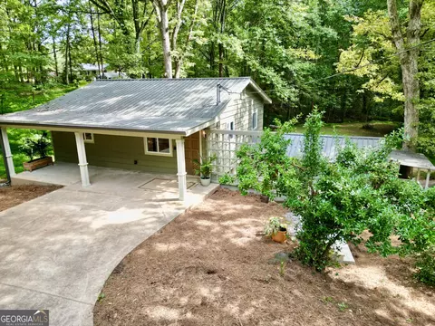 2798 Riverbend Rd, Demorest, GA 30535