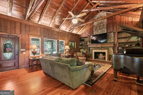 Living - 1905 Johnson Rd, Macon, GA 31220 photo 6 of 6
