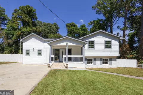 542 Village Ln, Jonesboro, GA 30236