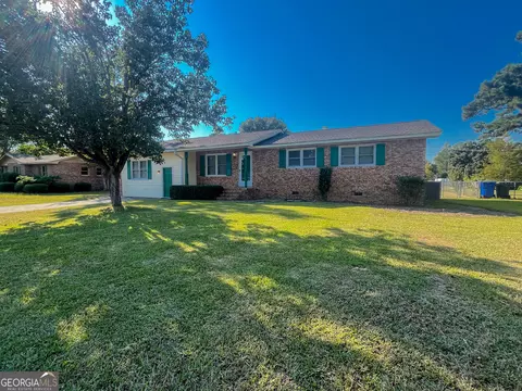 404 Eastwood Dr, Dublin, GA 31021