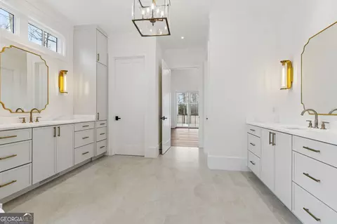 Bath - 4635 Whitestone Way, Suwanee, GA 30024 photo 5 of 20