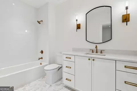 Bath - 4635 Whitestone Way, Suwanee, GA 30024 photo 17 of 20