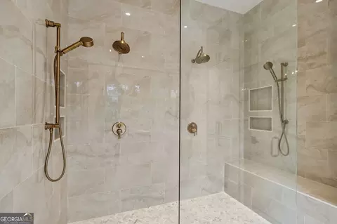 Bath - 4635 Whitestone Way, Suwanee, GA 30024 photo 9 of 20