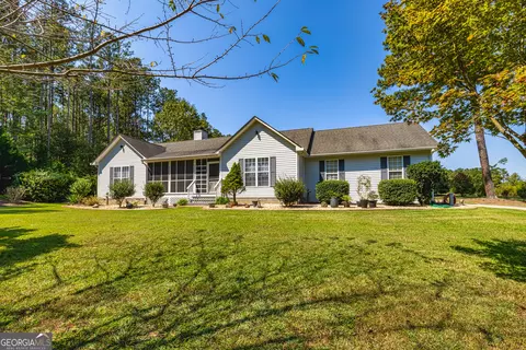 1190 Jackson Lake Rd, Jackson, GA 30233