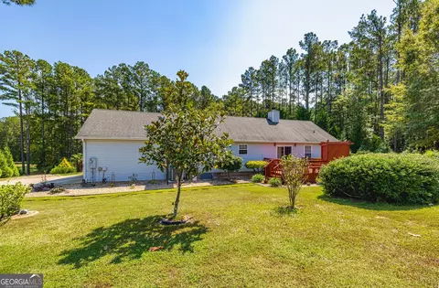 Exterior - 1190 Jackson Lake Rd, Jackson, GA 30233 photo 5 of 11