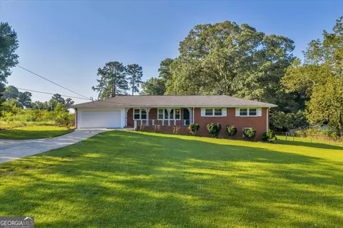 2649 Lake Harbin Rd, Morrow, GA 30260