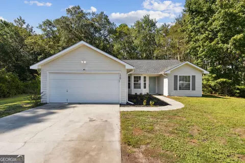 126 Lake Wisteria Ct, Kingsland, GA 31548