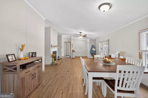 91 Neal St, Commerce, GA 30529 photo 5