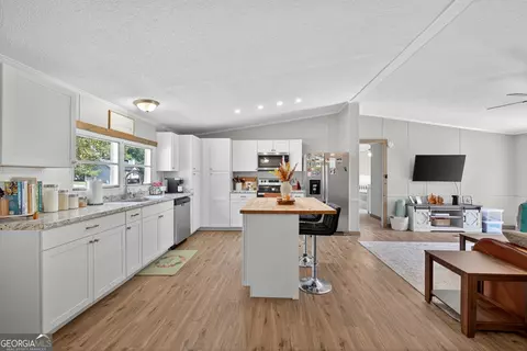 91 Neal St, Commerce, GA 30529 photo 9