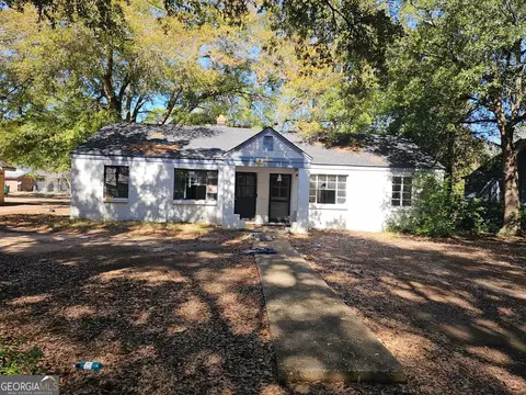 1311 Avalon Ave, Albany, GA 31707