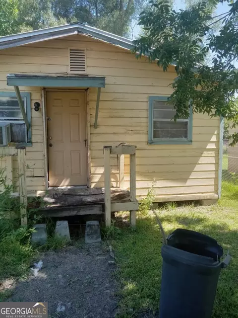 1202 Vernon St, Waycross, GA 31501