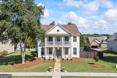 1602 Sahale Falls Dr, Braselton, GA 30517