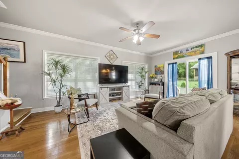 Living - 400 Sapling Ct, Temple, GA 30179 photo 1 of 9