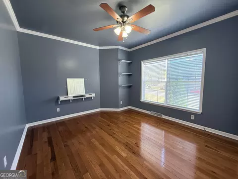 Living - 400 Sapling Ct, Temple, GA 30179 photo 7 of 9