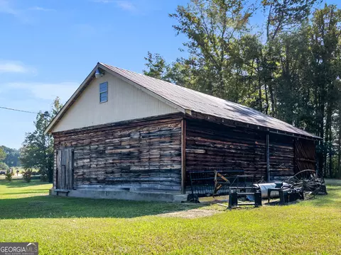 Exterior - 967 Five Points Rd, Barnesville, GA 30204 photo 15 of 24
