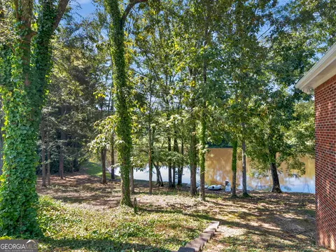 Exterior - 967 Five Points Rd, Barnesville, GA 30204 photo 6 of 24