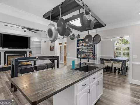 Kitchen - 967 Five Points Rd, Barnesville, GA 30204 photo 8 of 10