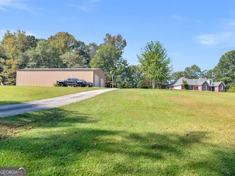 Exterior - 967 Five Points Rd, Barnesville, GA 30204 photo 17 of 24