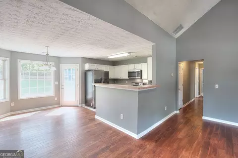 1262 Saddle Ct, Jackson, GA 30233 photo 4