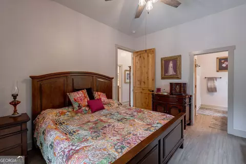 Bedroom - 1364 Old Bishop Rd, Bishop, GA 30621 photo 2 of 2