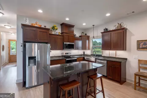 Kitchen - 1364 Old Bishop Rd, Bishop, GA 30621 photo 1 of 4
