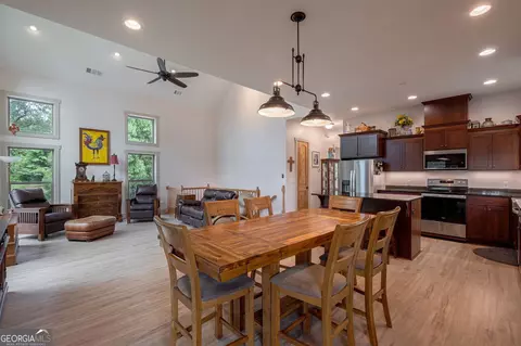 Dining - 1364 Old Bishop Rd, Bishop, GA 30621 photo 3 of 3