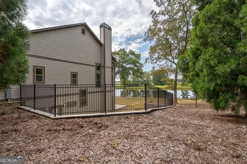 Exterior - 1364 Old Bishop Rd, Bishop, GA 30621 photo 6 of 14