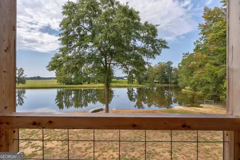 Exterior - 1364 Old Bishop Rd, Bishop, GA 30621 photo 13 of 14