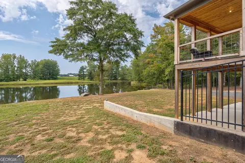 Exterior - 1364 Old Bishop Rd, Bishop, GA 30621 photo 8 of 14
