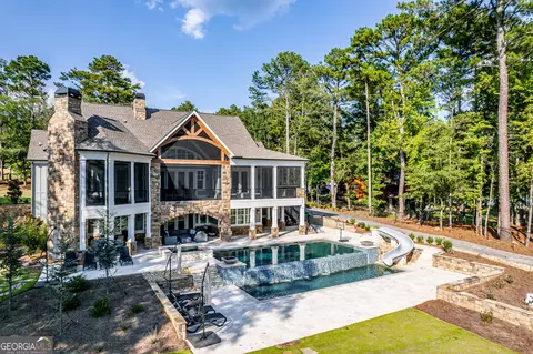 1260 Armour Rd, Greensboro, GA 30642