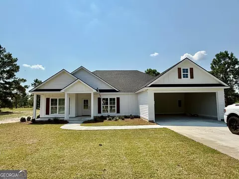 103 Orchard Cir, Adel, GA 31620