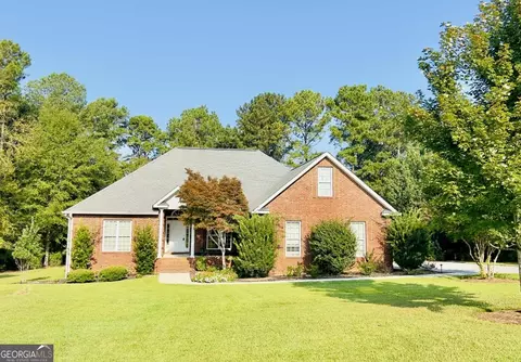 201 Greystone Dr, Milledgeville, GA 31061