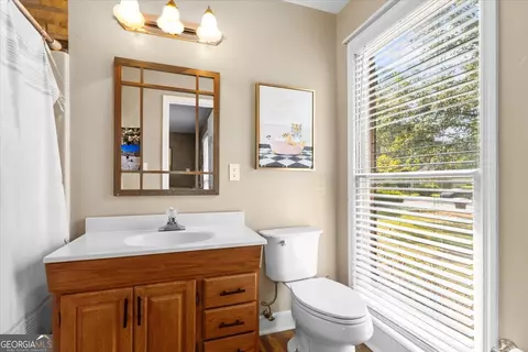 Bath - 108 Cedar Ridge Dr, Perry, GA 31069 photo 3 of 9