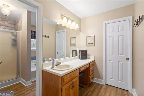 Bath - 108 Cedar Ridge Dr, Perry, GA 31069 photo 4 of 9